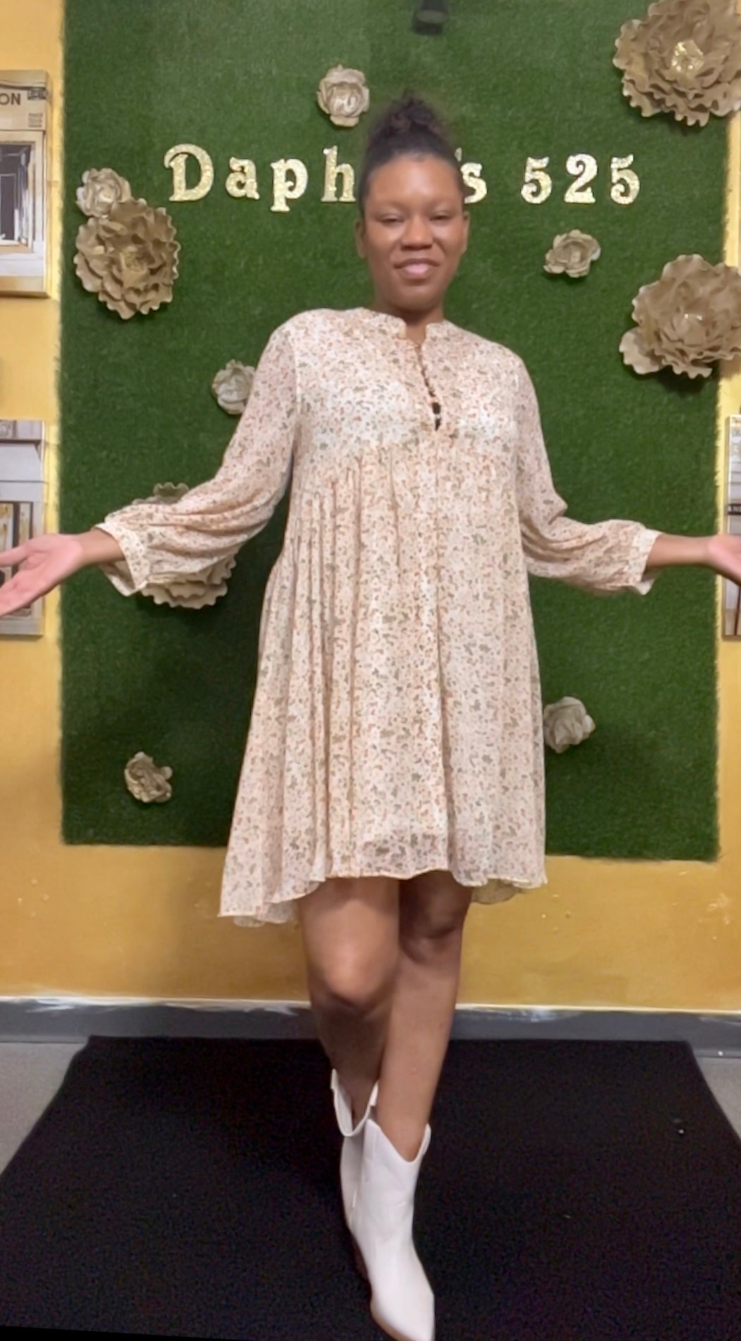 So Chic Floral Dress