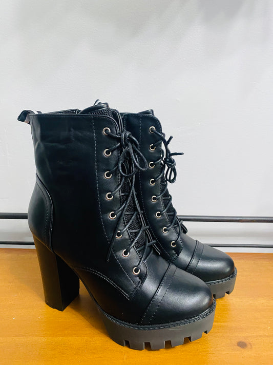 Boss Combat Style Boots