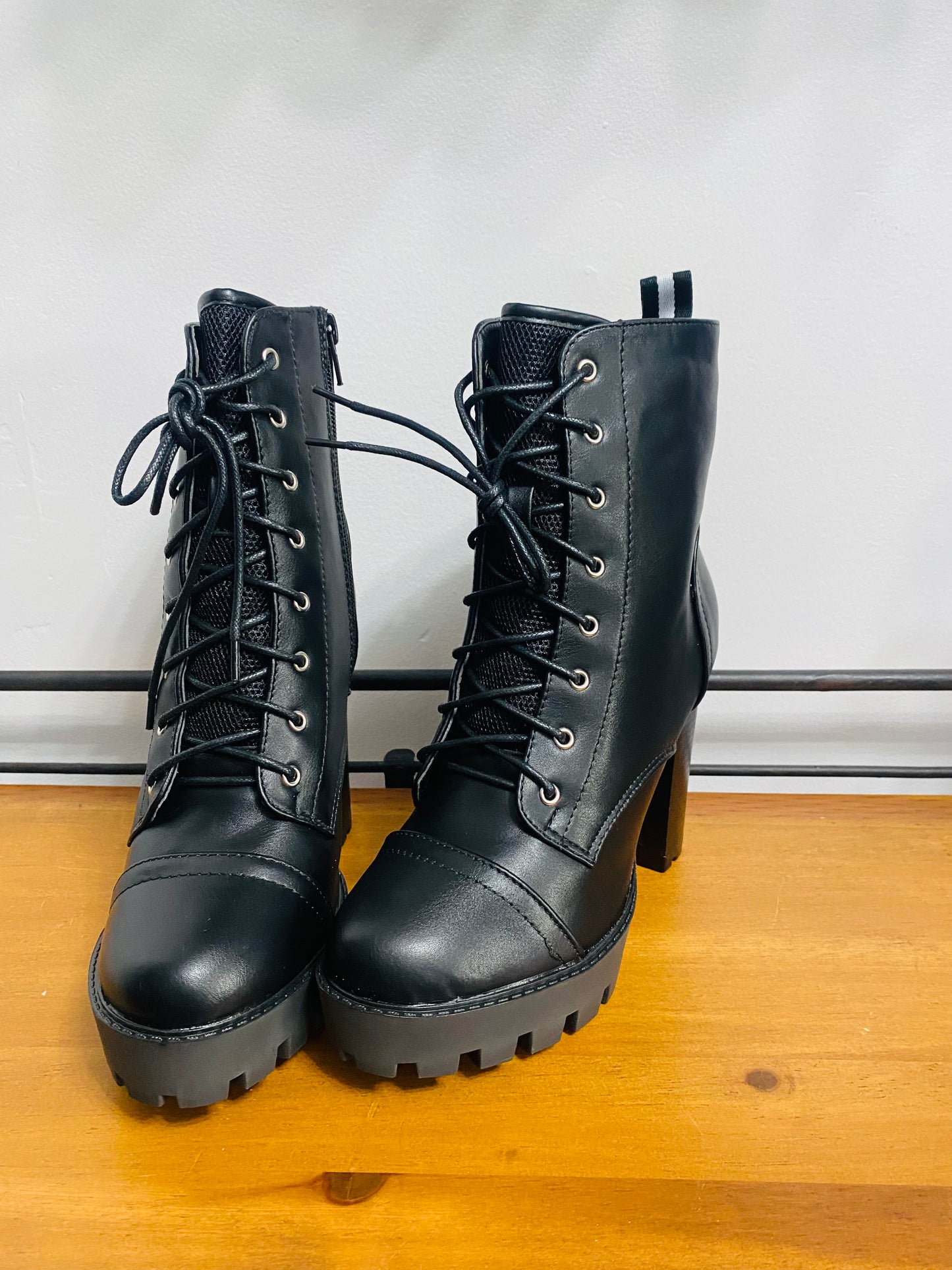 Boss Combat Style Boots