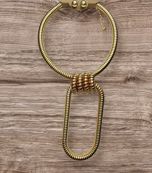 Intertwined Necklace Set