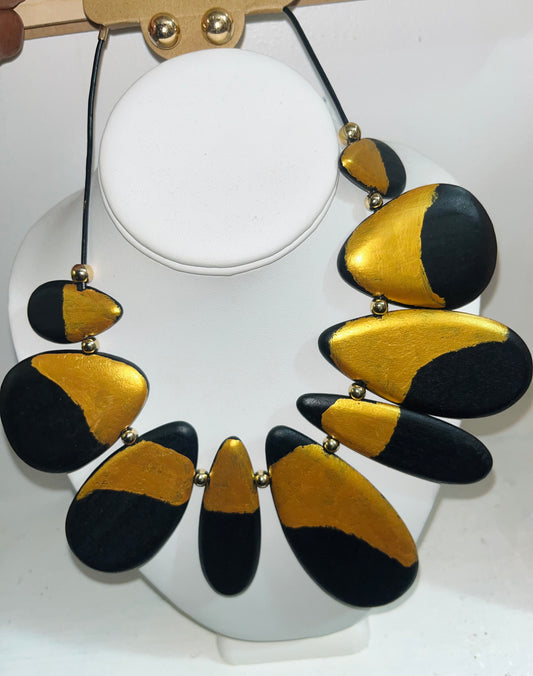 Embrace Your Statement Necklace Set